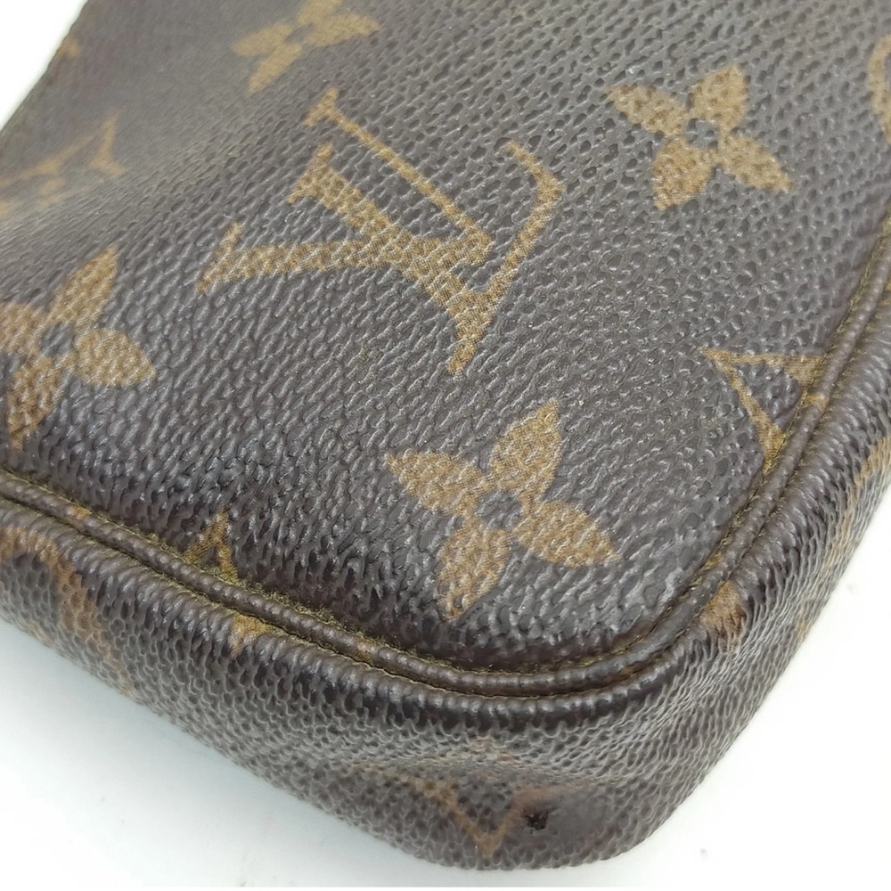 XSOLDX Louis Vuitton Pochette Accessoires Monogram Shoulder Bag Authentic - Picture 6 of 15